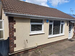The Mumbles - Bungalow - 2 Bedrooms - Pet Friendly