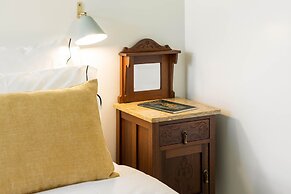 Covelo - The Original Rooms and Suites