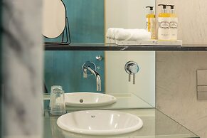 Covelo - The Original Rooms and Suites