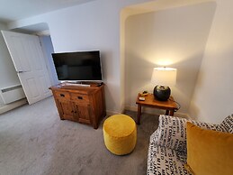 Ipswich Town Centre Apartment 5