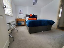 Ipswich Town Centre Apartment 5