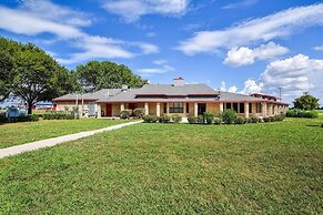 Americas Best Value Inn Lockhart