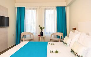 Airis Boutique & Suites