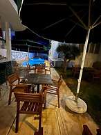 In Suit Luxury Hotel