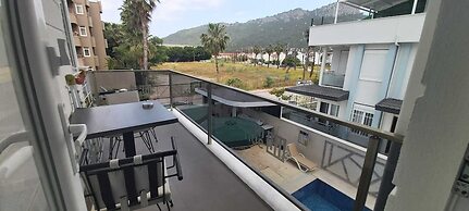 In Suit Luxury Hotel