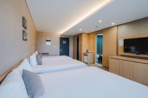 Hotel Bridge Seogwipo