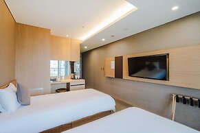 Hotel Bridge Seogwipo