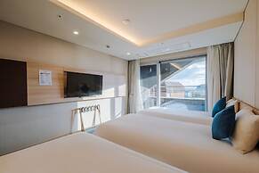 Hotel Bridge Seogwipo