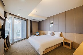 Hotel Bridge Seogwipo