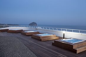 Hotel Bridge Seogwipo