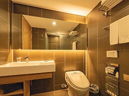 Hotel Bridge Seogwipo