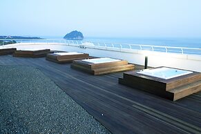 Hotel Bridge Seogwipo