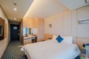 Hotel Bridge Seogwipo