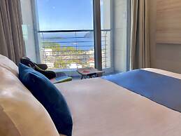 Hotel Bridge Seogwipo