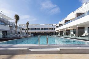 Esmeralda Cotillo Homes by LIVVO