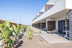 Esmeralda Cotillo Homes by LIVVO