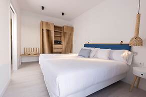 Esmeralda Cotillo Homes by LIVVO