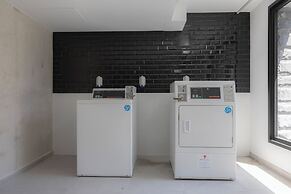 Esmeralda Cotillo Homes by LIVVO