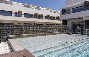 Esmeralda Cotillo Homes by LIVVO