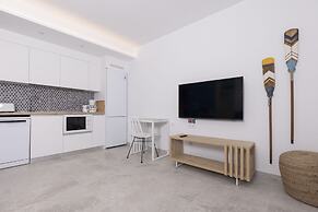 Esmeralda Cotillo Homes by LIVVO