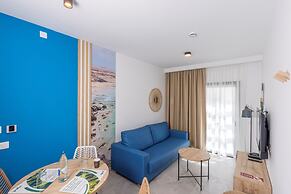 Esmeralda Cotillo Homes by LIVVO