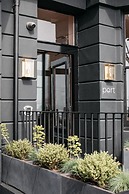 Port Hotel