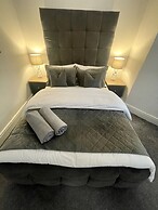 Osborne Luxury Hot Tub and Jacuzzi Suites