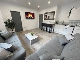 Osborne Luxury Hot Tub and Jacuzzi Suites