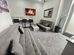 Osborne Luxury Hot Tub and Jacuzzi Suites