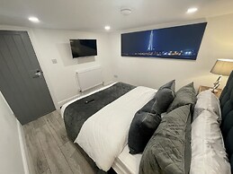 Osborne Luxury Hot Tub and Jacuzzi Suites