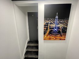 Osborne Luxury Hot Tub and Jacuzzi Suites