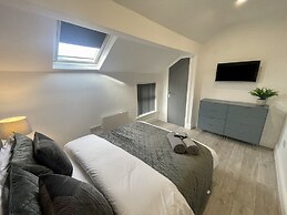 Osborne Luxury Hot Tub and Jacuzzi Suites