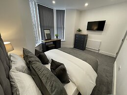 Osborne Luxury Hot Tub and Jacuzzi Suites