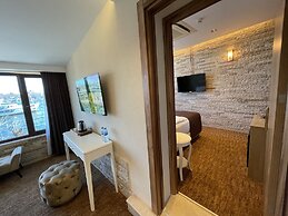 Weingart Port Seaside