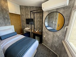 Weingart Port Seaside