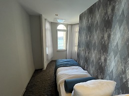 Weingart Port Seaside