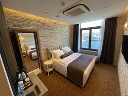 Weingart Port Seaside