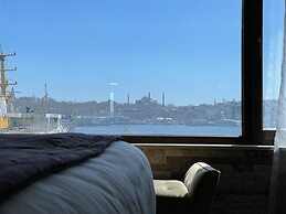 Weingart Port Seaside