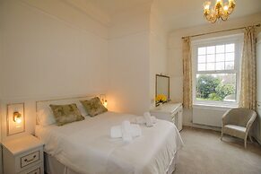 Weymouth Bay Apartment A