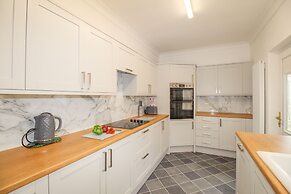 Weymouth Bay Apartment A