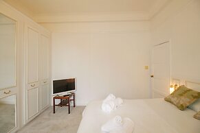 Weymouth Bay Apartment A