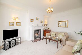 Weymouth Bay Apartment A