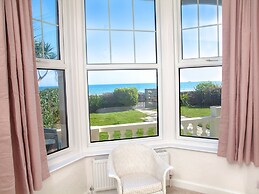 Weymouth Bay Apartment A