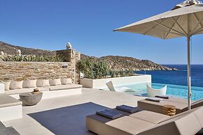 Ios Grand Pool Suites