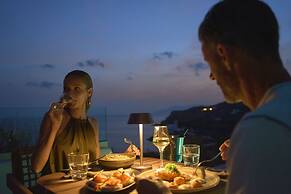 Ios Grand Pool Suites