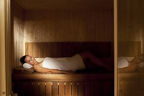 Ios Grand Pool Suites