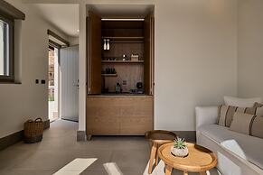 Ios Grand Pool Suites