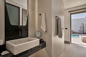 Ios Grand Pool Suites