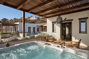 Ios Grand Pool Suites