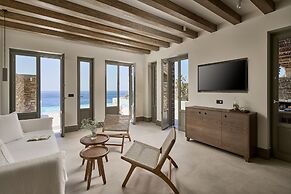 Ios Grand Pool Suites